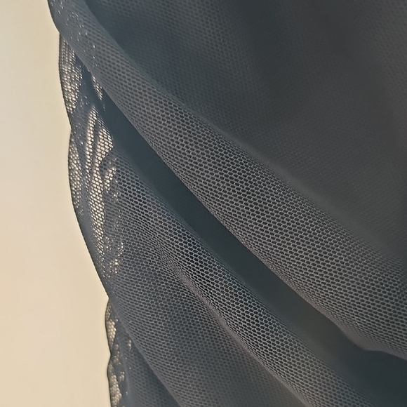 Princess Polly Black Bodycon Mini Dress with Puff Cap Sleeves - Picture 5 of 9